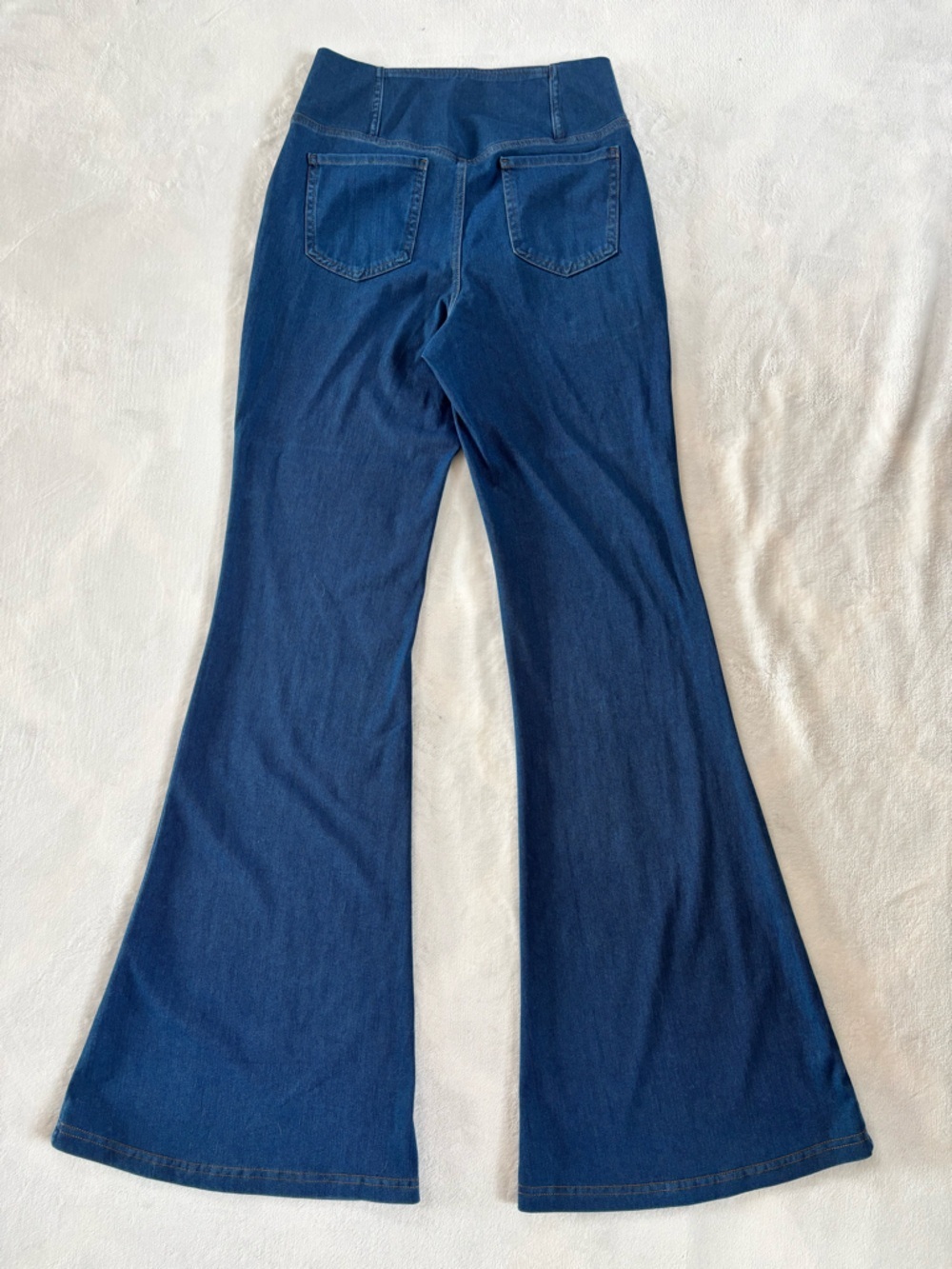 NWT Halara Crossover High Waisted Flare Jeans Medium Tall Lake Blue - Picture 6 of 12